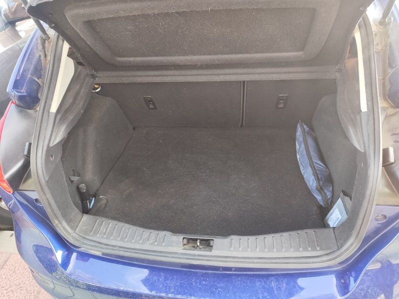 Ford Focus • 2017 • 127,000 km 5