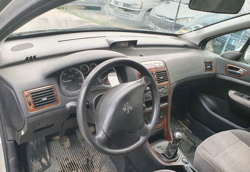 Peugeot 307 • 2002 • 199,999 km 8