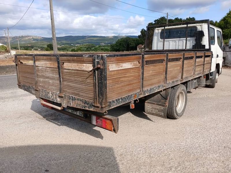 Mitsubishi Fuso canter • 2007 • 189,000 km 4