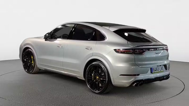 Porsche Cayenne • 2019 • 77,500 km 3