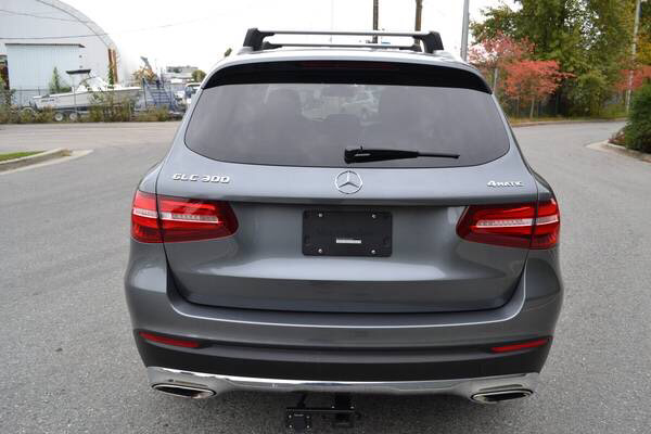 Mercedes-Benz GLC • 2018 • 16,681 km 4