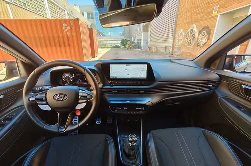 Hyundai i20 • 2022 • 27,428 km 3