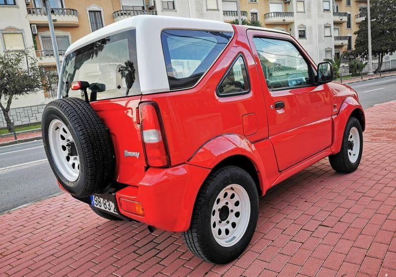 Suzuki Jimny • 2004 • 189,000 km 1