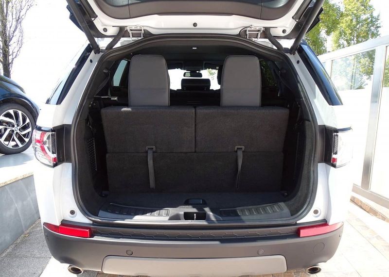 Land Rover Discovery Sport • 2017 • 80,000 km 7
