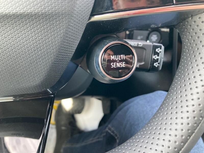 Renault Captur • 2024 • 3,542 km 31