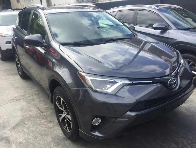 Toyota RAV4 • 2016 • 45 km 1