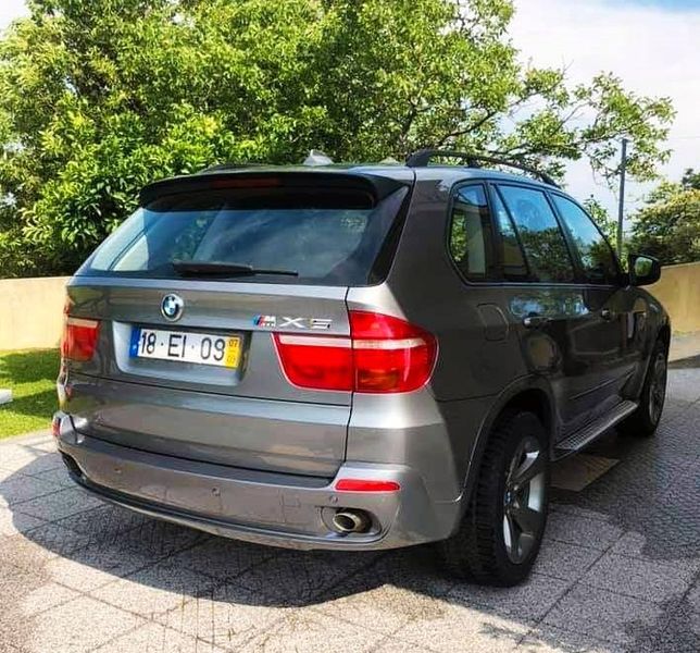 BMW X5 • 2007 • 170,000 km 2