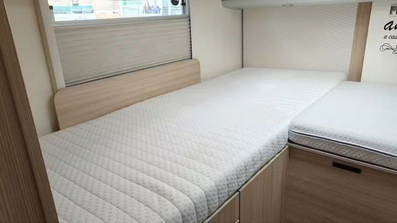 Fiat Ducato Kombi • 2022 • 70,425 km 3