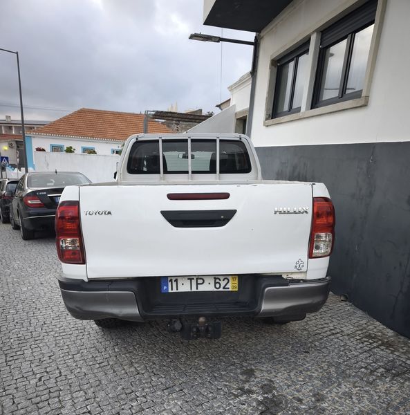 Toyota Hilux • 2017 • 146,000 km 2