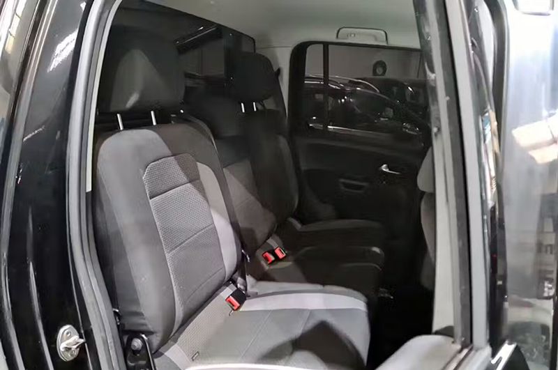 Volkswagen Amarok • 2017 • 107,097 km 5