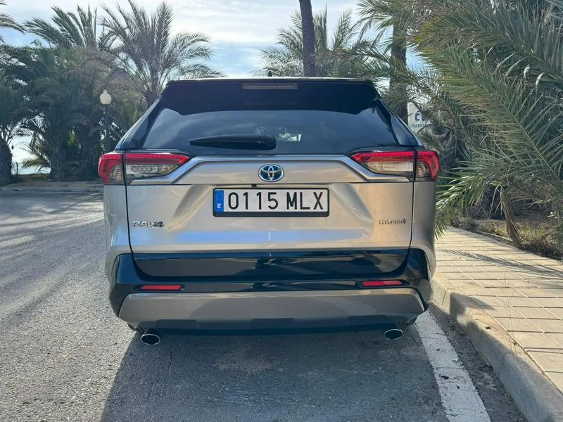 Toyota RAV4 • 2020 • 71,000 km 5