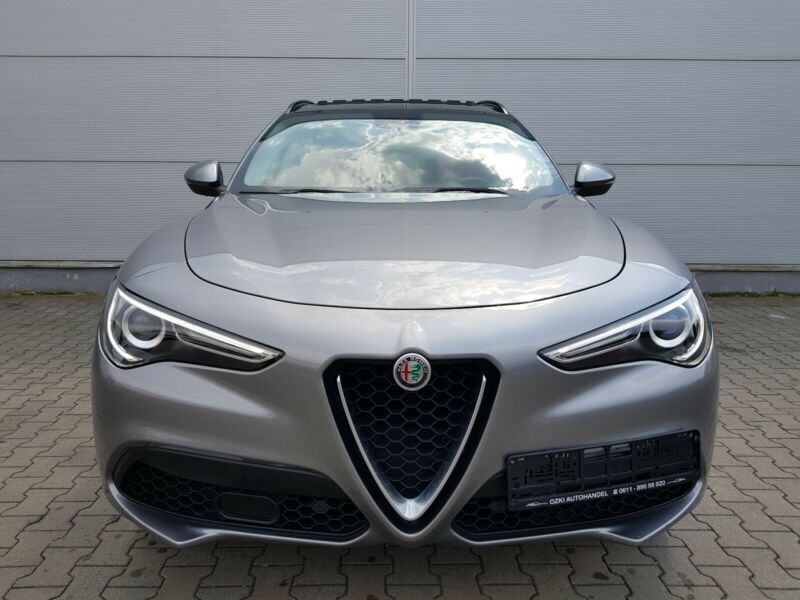 Alfa Romeo Stelvio • 2018 • 27,000 km 7
