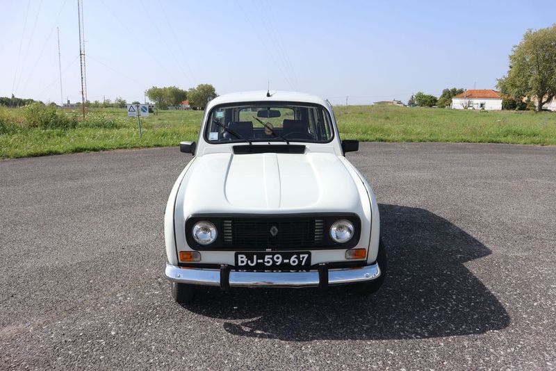 Renault Thalia • 1984 • 157,000 km 1