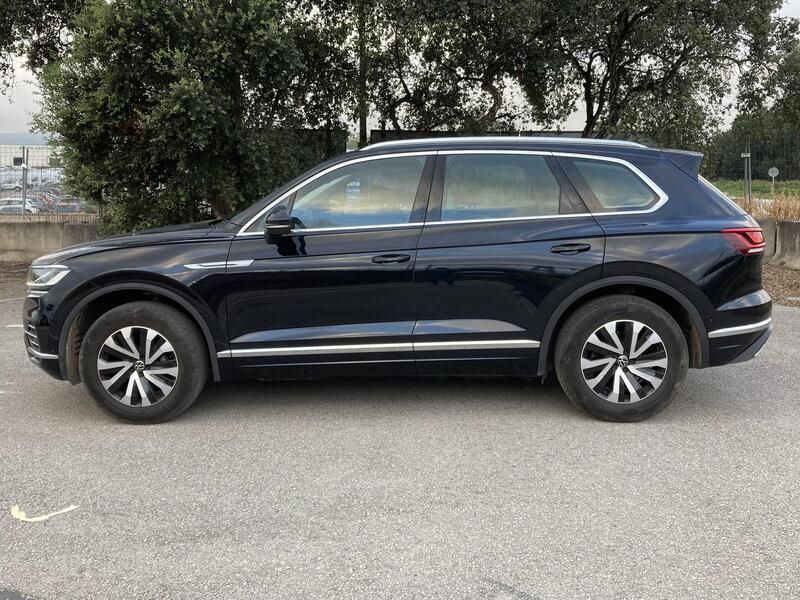 Volkswagen Touareg • 2020 • 49,560 km 4