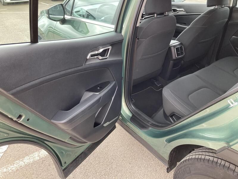 Kia Sportage • 2023 • 28,233 km 16