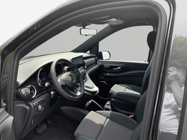 Mercedes-Benz E • 2021 • 22,600 km 3