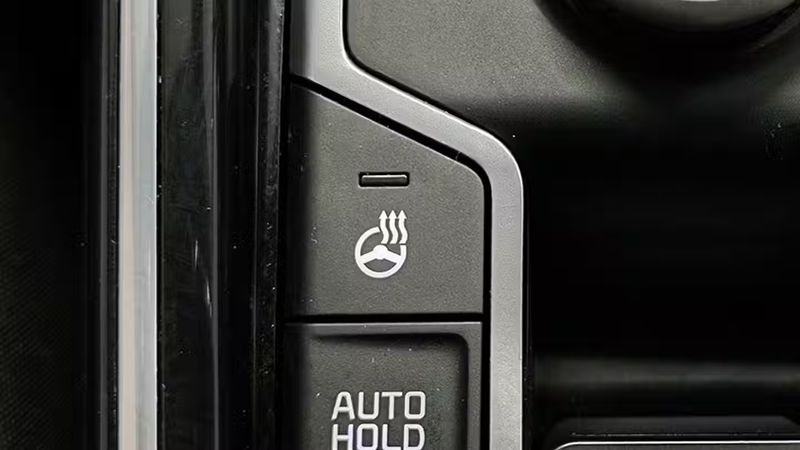 Kia Sportage • 2023 • 36,414 km 6