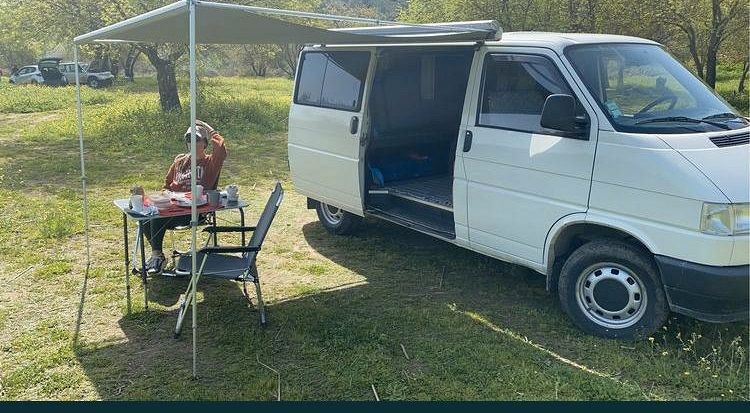 Volkswagen T4 • 1993 • 200,000 km 1