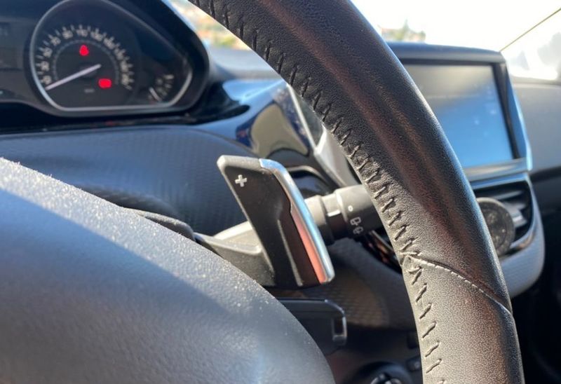 Peugeot 2008 • 2015 • 81,000 km 3