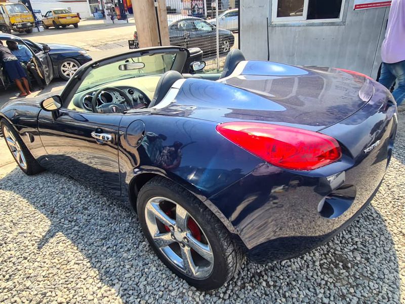Pontiac Solstice • 2007 • 89,354 km 3