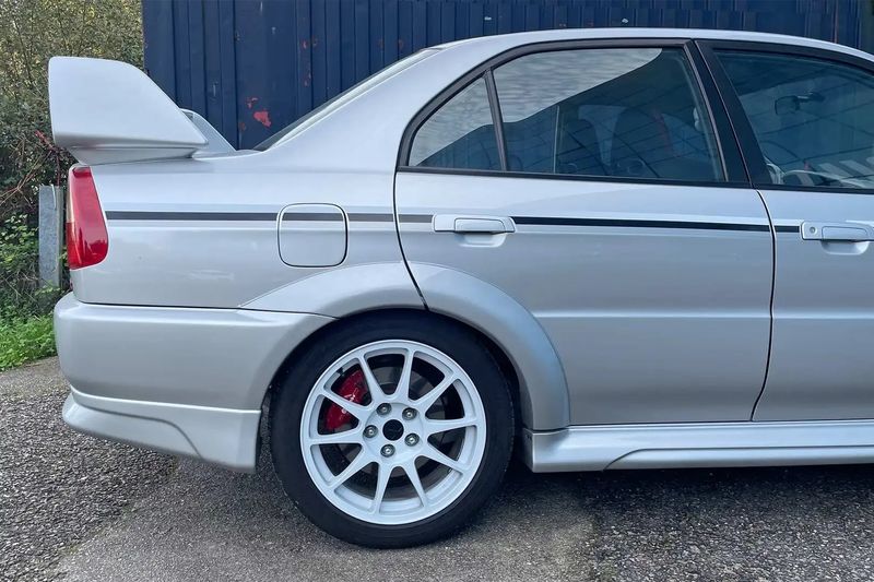 Mitsubishi Lancer Evo • 2000 • 91,744 km 16