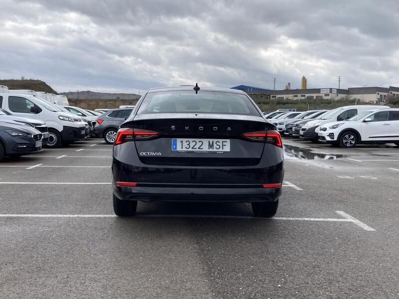 Škoda Octavia • 2024 • 19,152 km 6