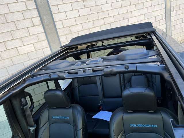 Jeep Wrangler • 2021 • 76,000 km 2