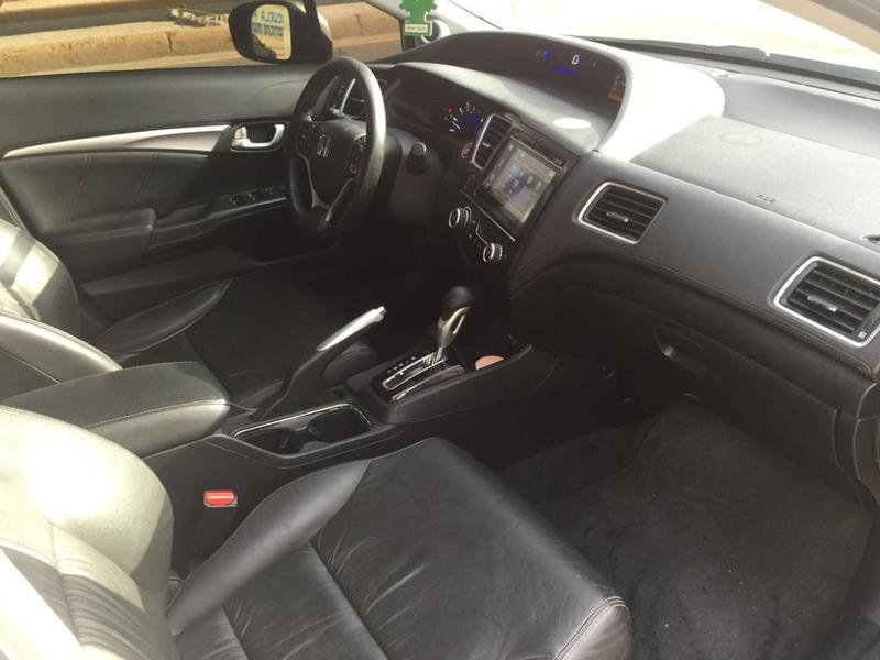 Honda Civic • 2015 • 1 km 4