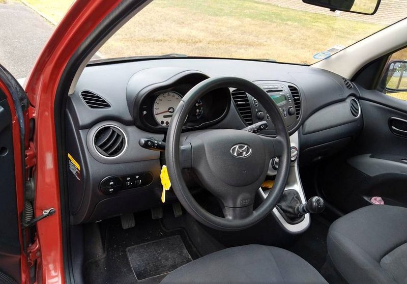 Hyundai i10 • 2010 • 149,999 km 6