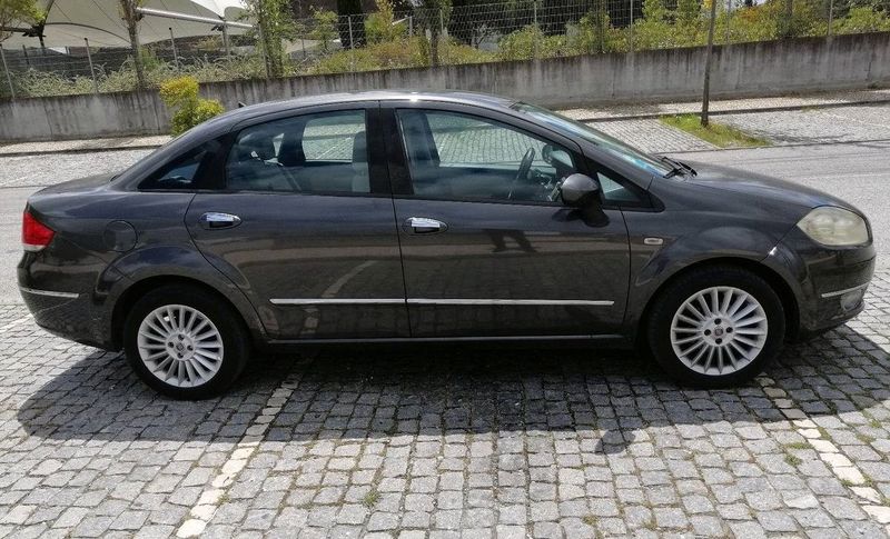 Fiat Linea • 2007 • 160,000 km 3