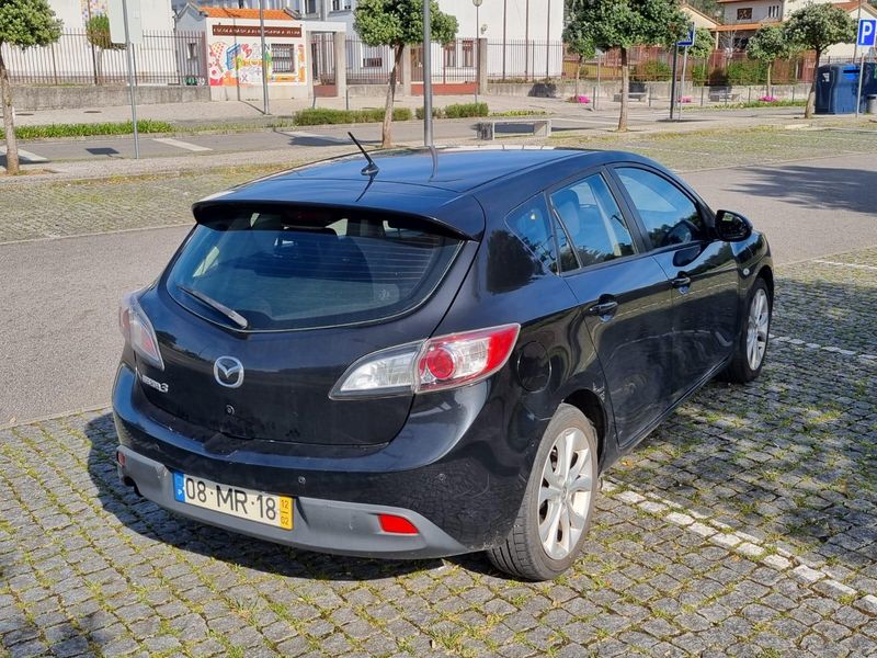 Mazda 3 • 2012 • 151,000 km 2
