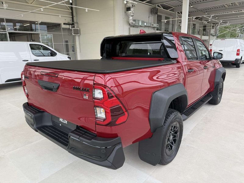 Toyota Hilux • 2025 • 0 km 2