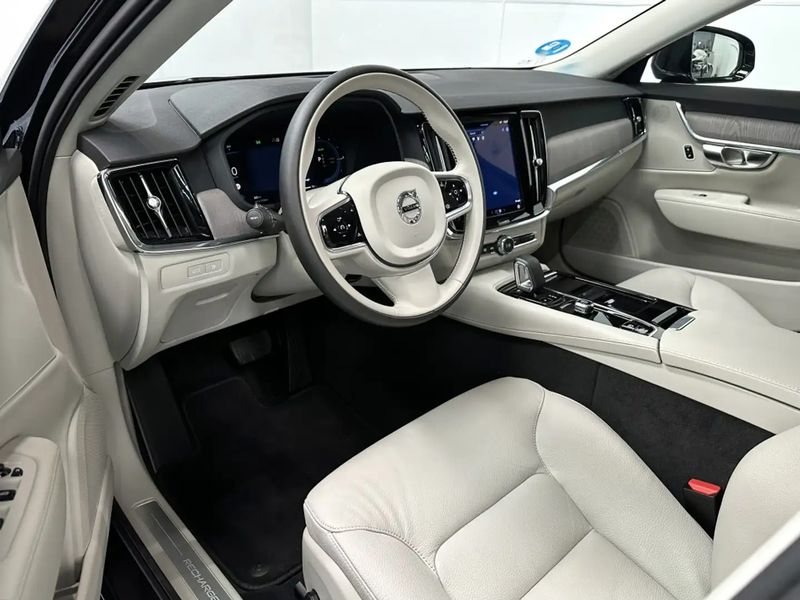 Volvo S90 • 2023 • 22,000 km 5