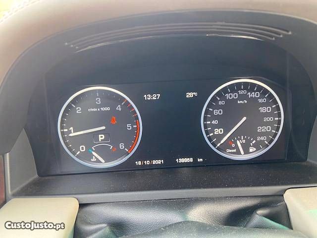 Land Rover Range Rover • 2010 • 140,000 km 7