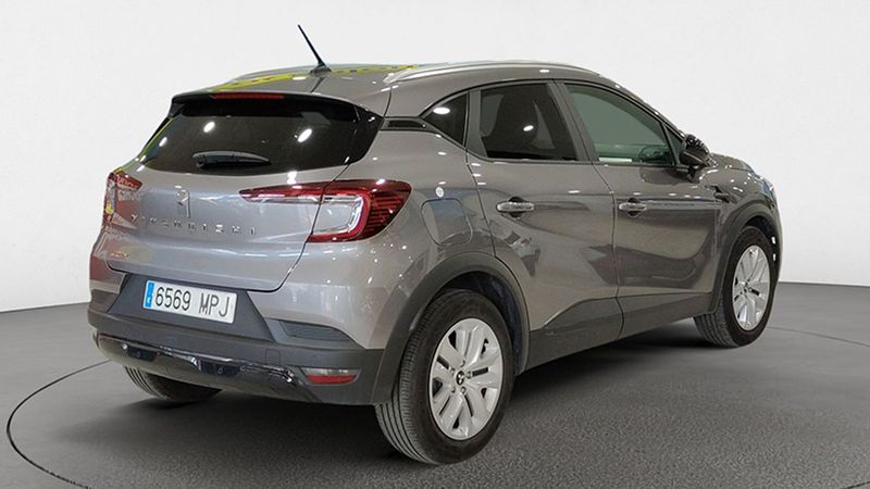 Mitsubishi ASX • 2024 • 23,155 km 9