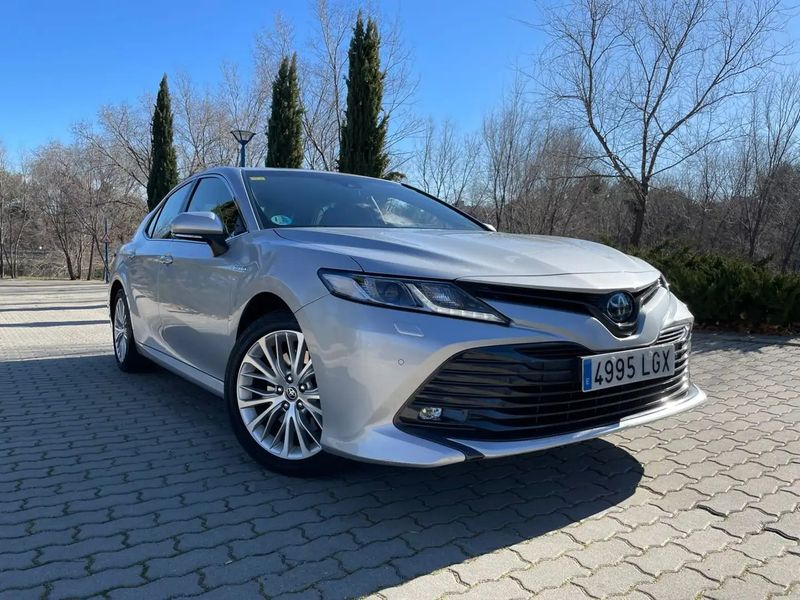 Toyota Camry Hybrid • 2020 • 39,000 km 1
