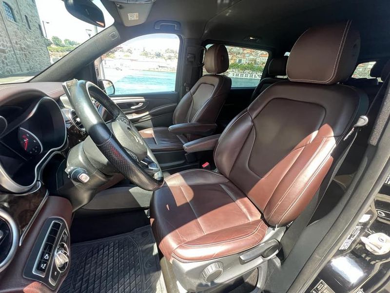 Mercedes-Benz 310 Van • 2015 • 75,000 km 9