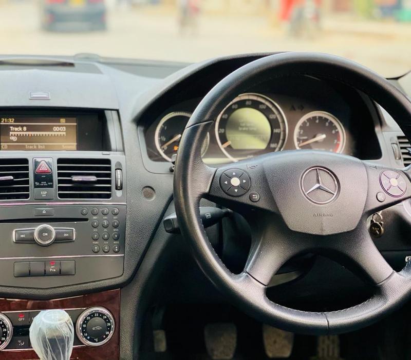 Mercedes-Benz 124 • 2008 • 3,000 km 4