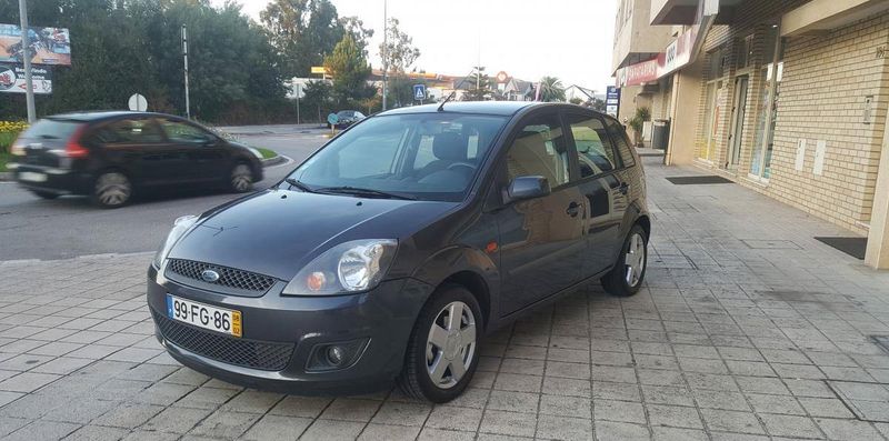 Ford Fiesta • 2008 • 100,000 km 1