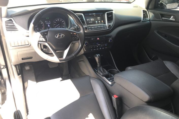 Hyundai Tucson • 2016 • 230 km 2