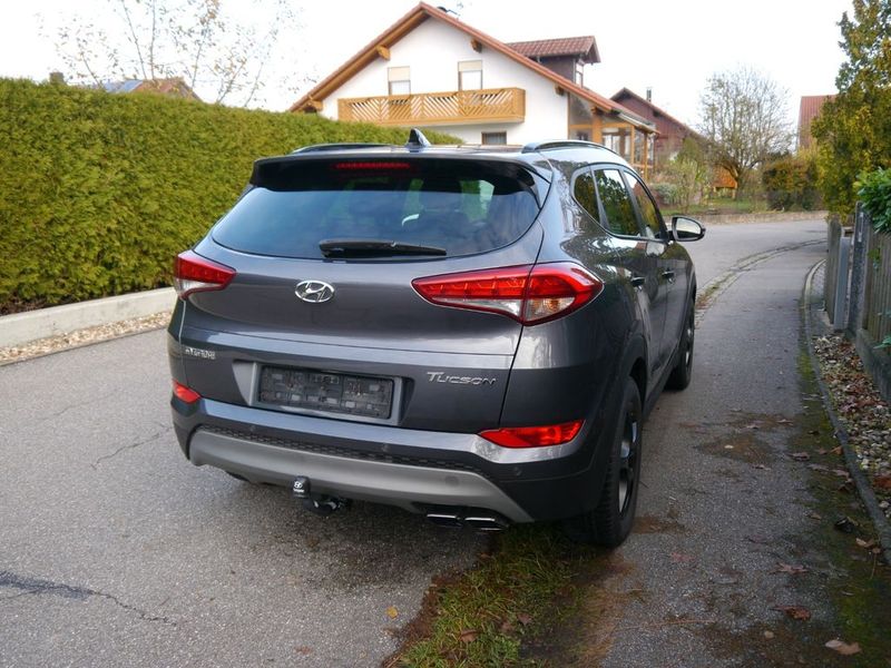 Hyundai Tucson • 2018 • 93,500 km 3