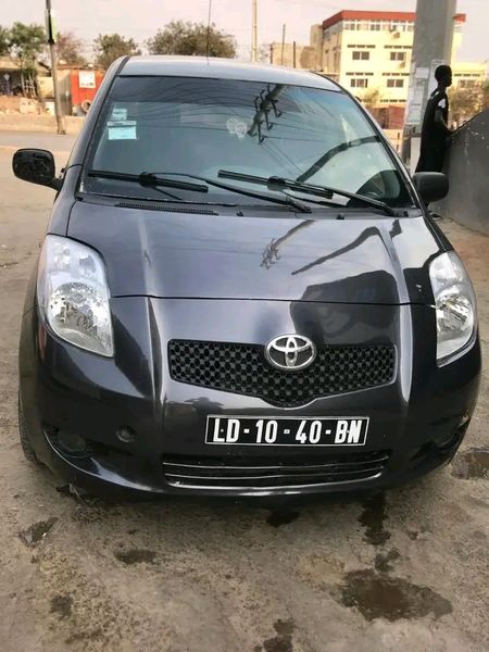 Toyota Yaris • 2012 • 21 km 1