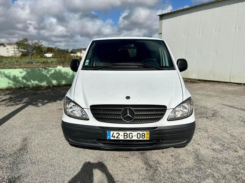 Mercedes-Benz 210 Van • 2006 • 300,000 km 1