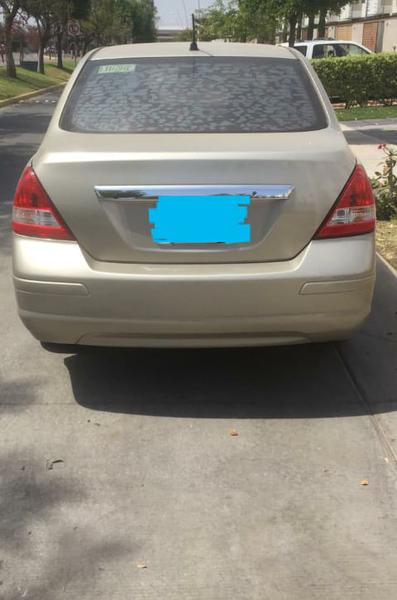 Nissan Tiida • 2010 • 150,000 km 10