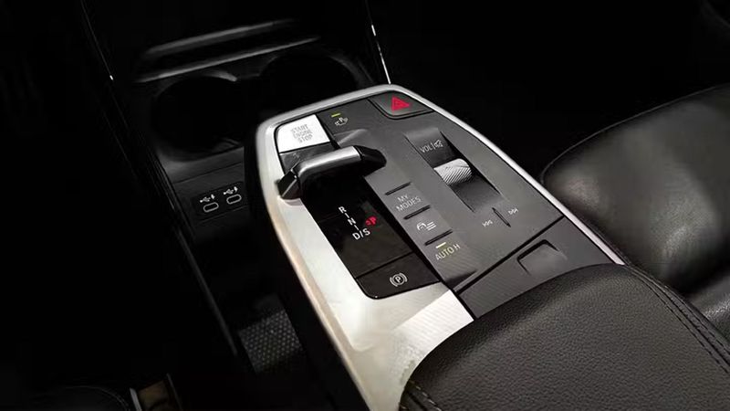 BMW 2 Series • 2022 • 32,869 km 2