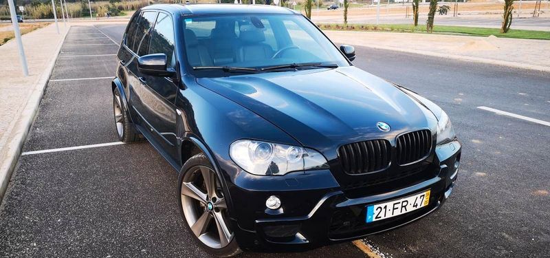 BMW X5 • 2008 • 318,000 km 1