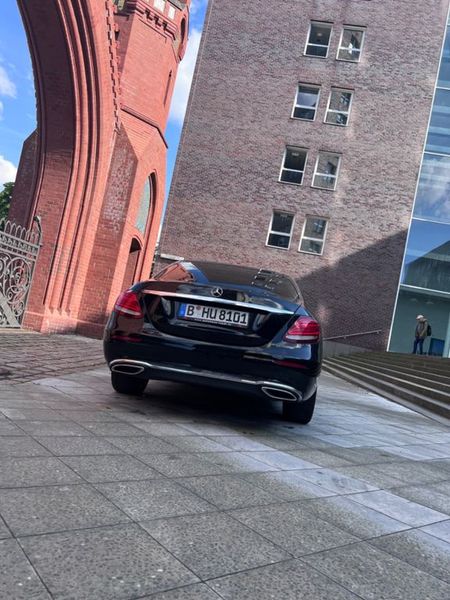 Mercedes-Benz E • 2016 • 96,288 km 9