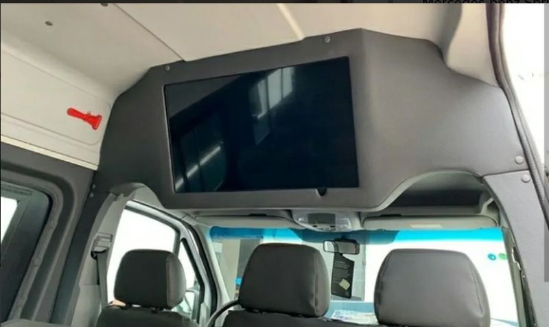 Mercedes-Benz Sprinter • 2020 • 72,500 km 6