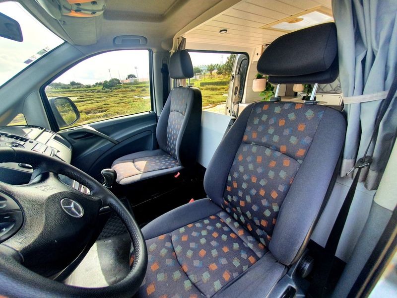 Mercedes-Benz 210 Van • 2013 • 80,000 km 6