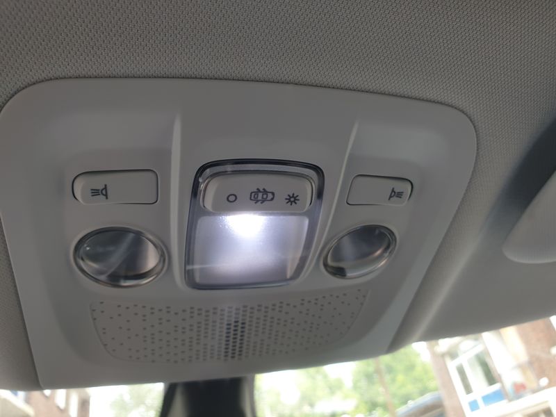 Peugeot 2008 • 2014 • 63,600 km 33